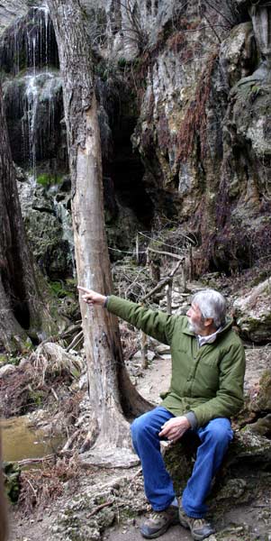 John Ahrns in the Westcave grotto